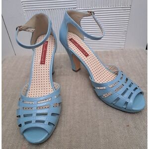 But Another Innocent Tale Heels Sandals Size 11 Blue Patent Leather Ankle Straps